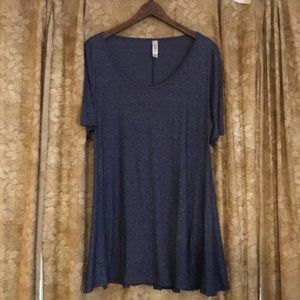 Medium Lularoe Perfect T Heathered Blue